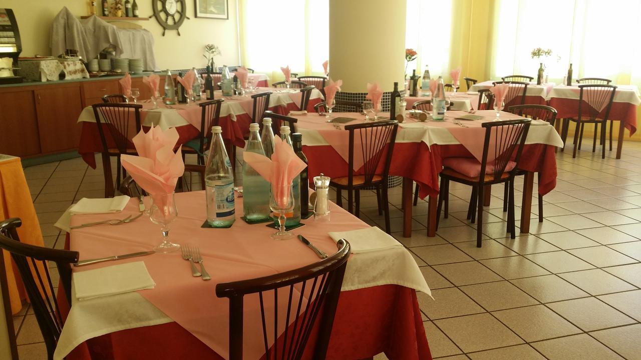 Hotel La Falena Cervia Esterno foto