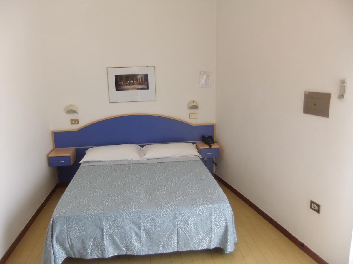 Hotel La Falena Cervia Esterno foto