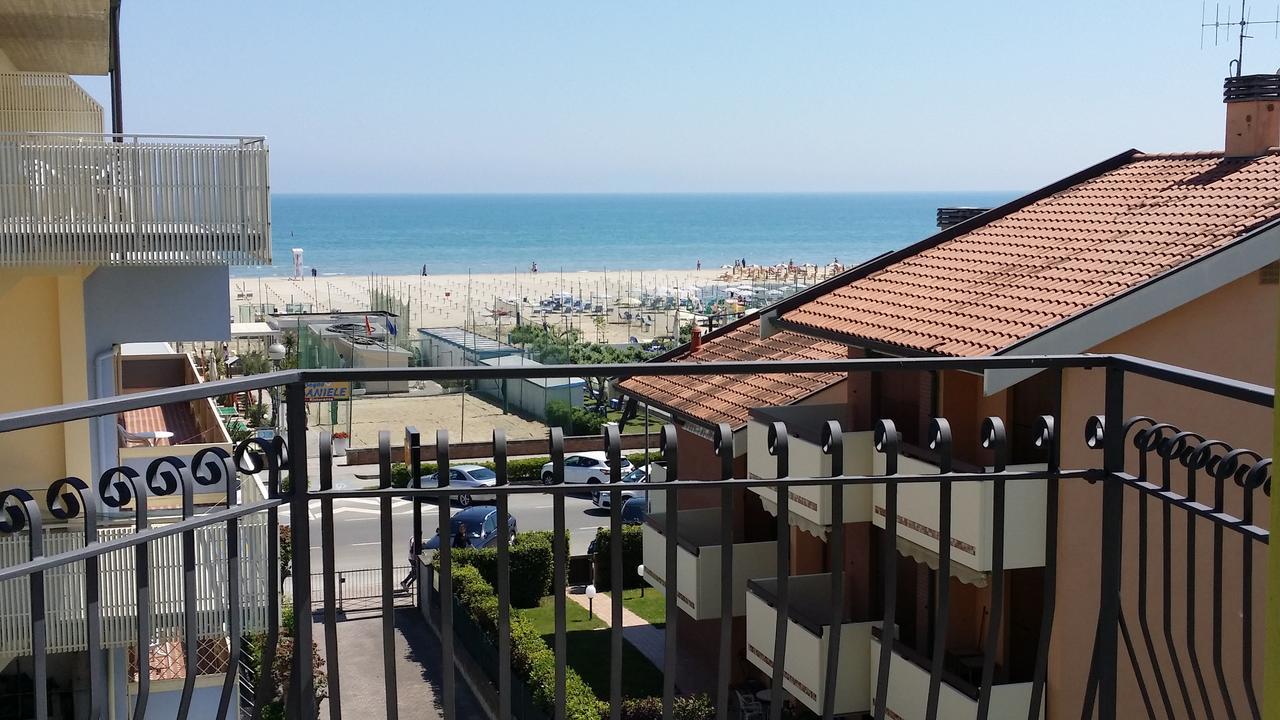Hotel La Falena Cervia Esterno foto
